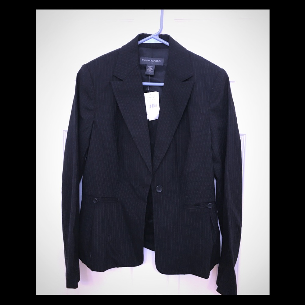 Banana Republic Black pinstripe blazer SZ 6 NWT